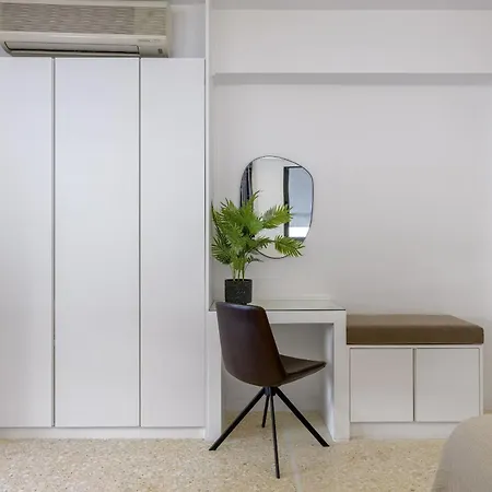 Momo Suites, Acropolis By Aura Homes Athens