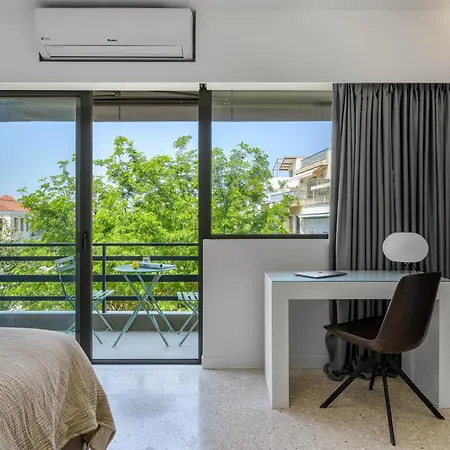 Apartment Momo Suites, Acropolis By Aura Homes *
