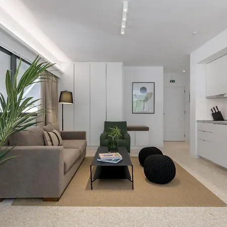 Momo Suites, Acropolis By Aura Homes Athens