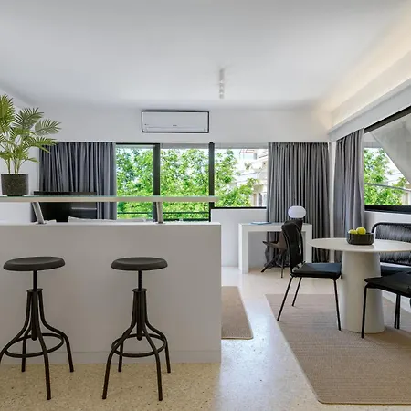 Momo Suites, Acropolis By Aura Homes Apartment