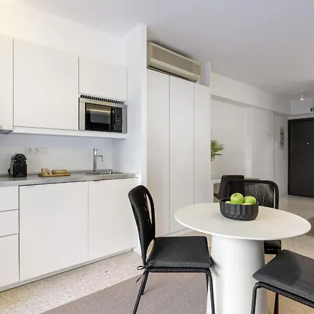 Momo Suites, Acropolis By Aura Homes Apartment