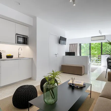 Momo Suites, Acropolis By Aura Homes Athens