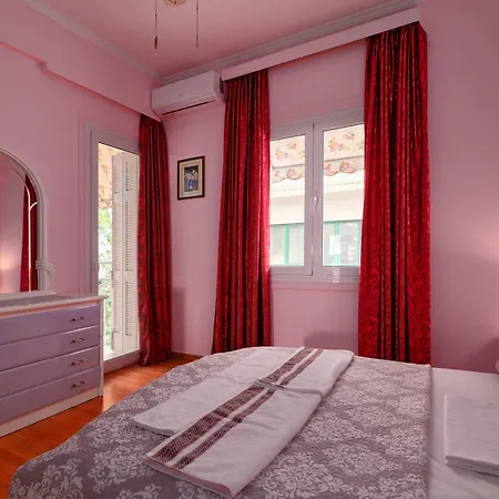 Marina's Luxurious In Athens, Centre Apartment *