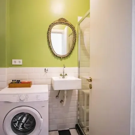 Plaka Vintage Apartment