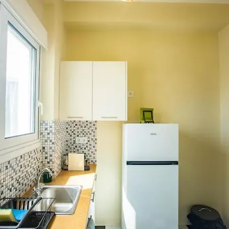 Plaka Vintage Apartment Athens