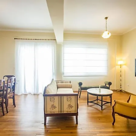 Apartment Plaka Vintage
