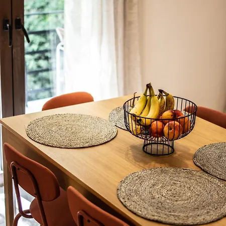 Apartment Legas *