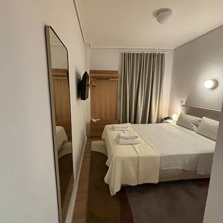 Maroussi Hotel 2*