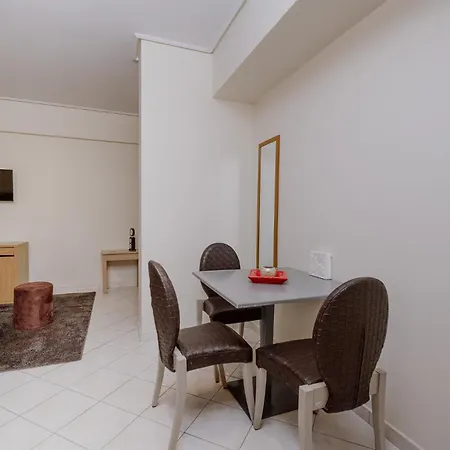 Cozy & Relaxing Apartments-agia Paraskevi * Ateny