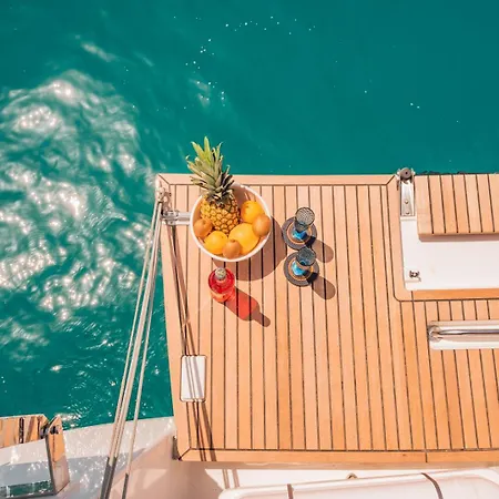 Luxury Sailing Cruises In With Traditional Greek Cuisine And Drinks