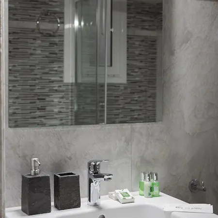 Athenian Heritage Residences Apartment