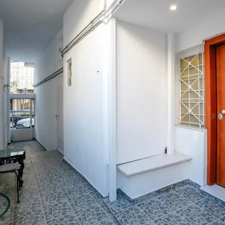 White & Stars Apartment Athens