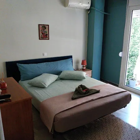 Lägenhet Cozy & Bright 50m From Subway -agios Antonios Aten