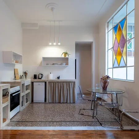 Charlie Apartamento Atenas