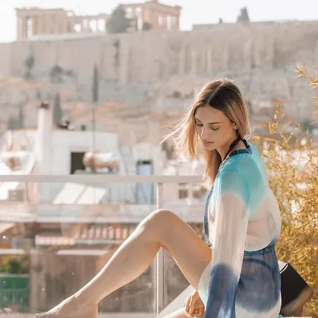אורחן Sunlit With Jacuzzi & Acropolis View