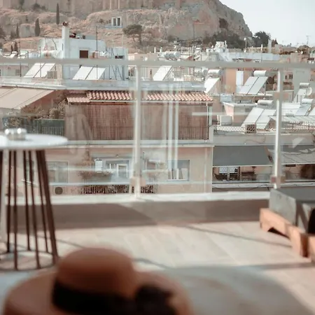 Sunlit With Jacuzzi & Acropolis View אתונה
