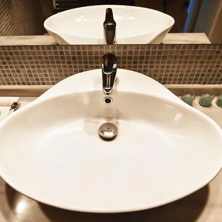Acropolis Luxury With Balcony דירה *