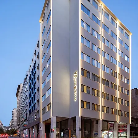 Lägenhetshotell Ermass Modern Living *