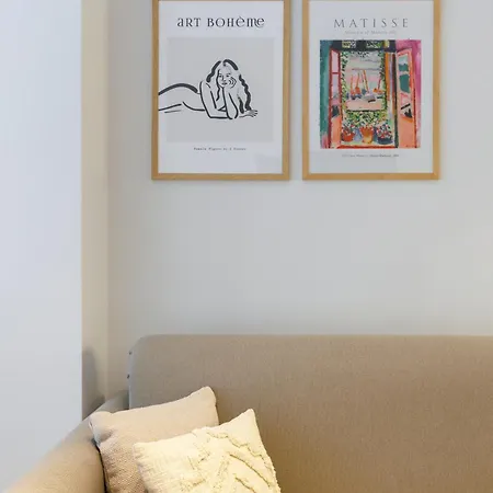 Ermass Modern Living Lägenhetshotell Aten