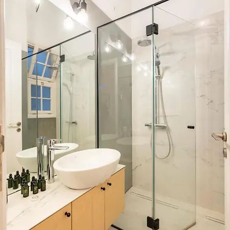 Historic 2br Oasis In Kolonaki *
