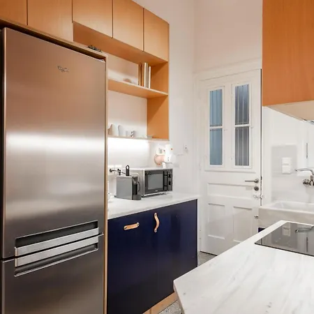 Historic 2br Oasis In Kolonaki * Athen