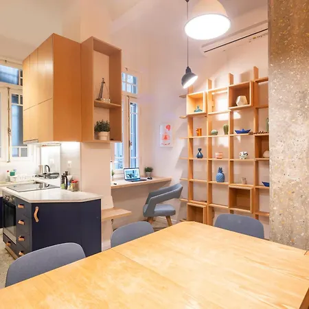 Historic 2br Oasis In Kolonaki