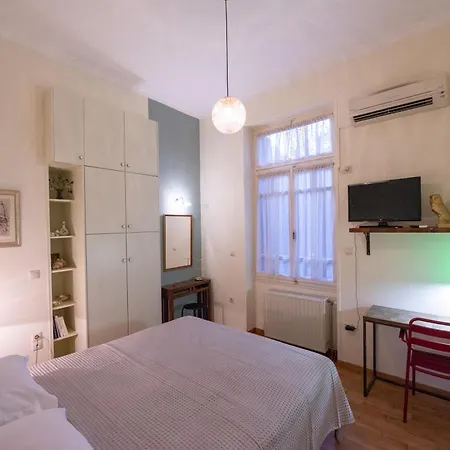Garden-studio In A Mansion-athens-chalandri Center Αθήνα