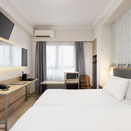 Hotell Pan 3*