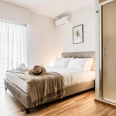Apartment Spacious And Sunlit Seaside Flat