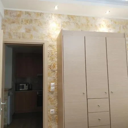 Luxury Near The Acropolis 10-min Walk To History! Athens