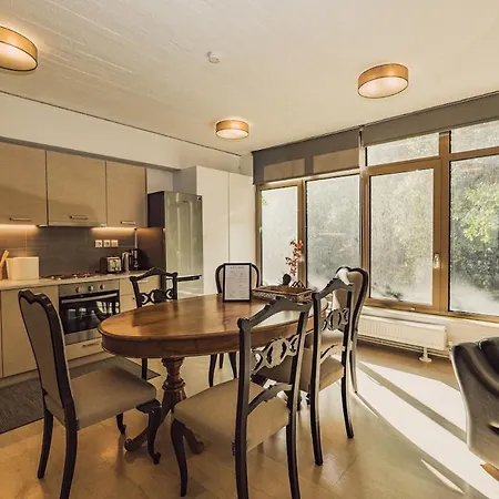 Apartment Tsakalof Loft Skoufa By Zeussuites