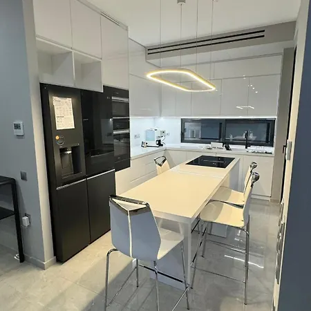Oliva Luxury Apartment *