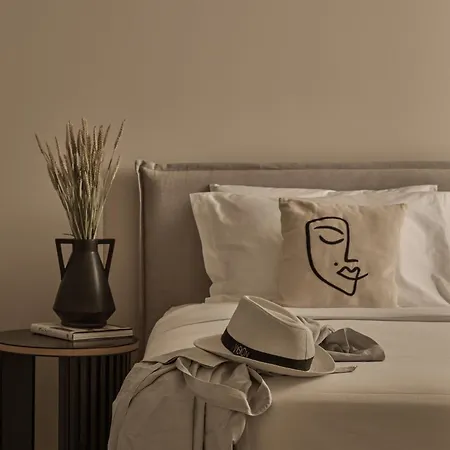 Vision Omonia, Hotel Athene