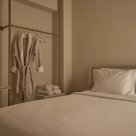 Vision Omonia, 4* Athene