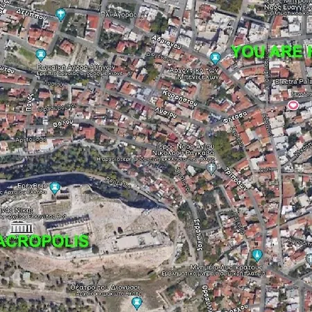 Spacious At Historical Center Of 4&2 Ppl Lejlighed *