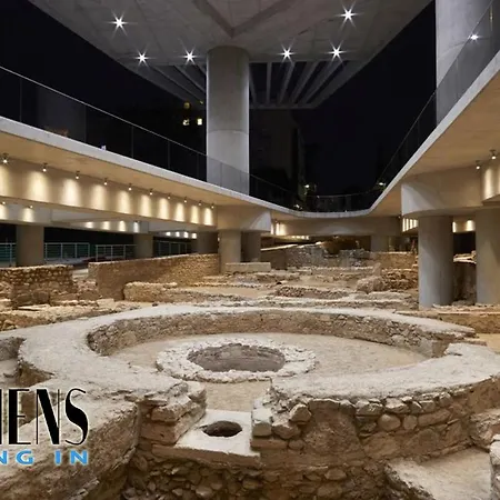 Spacious At Historical Center Of 4&2 Ppl Lejlighed