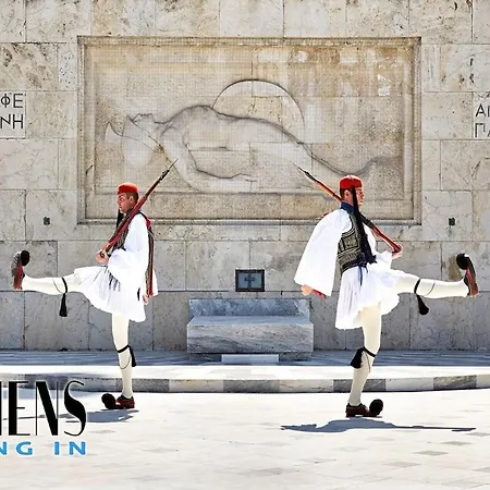 Spacious At Historical Center Of 4&2 Ppl Lejlighed Athen