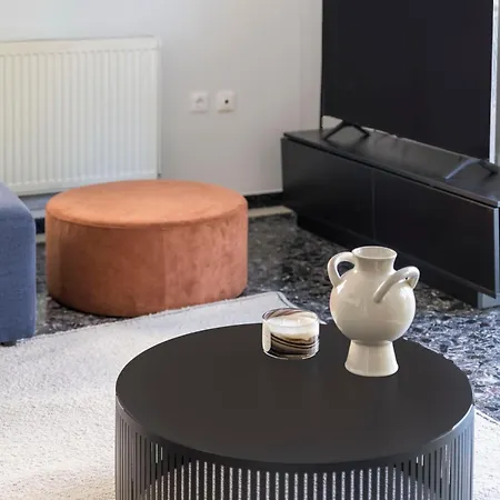 Astounding 2br In Marousi By Upstreet