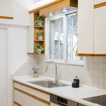 Golden Light Premium Apartment *