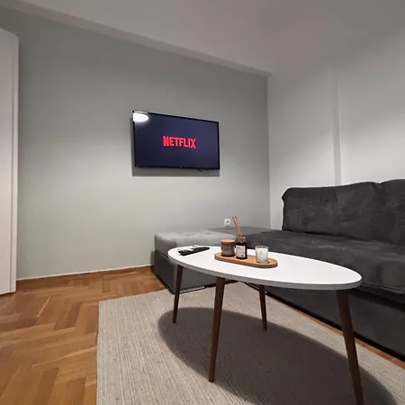 Cozy In The Heart Of Apartment
