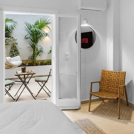 Eyal Jungles Apartment