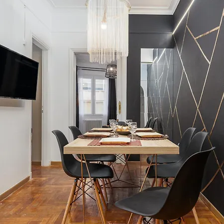 4bed In The Center Of Apartment Athens