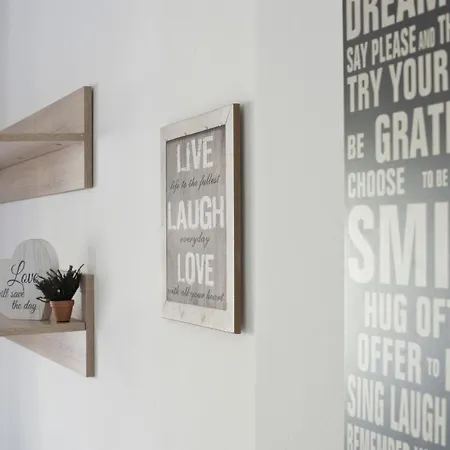 Apartment Victoria Sq., A Cozy And Stylish