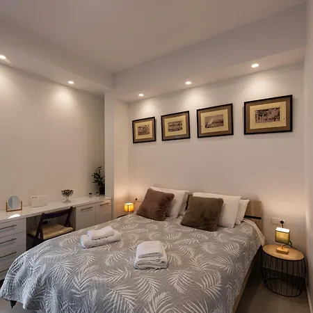 Modern B Apartment