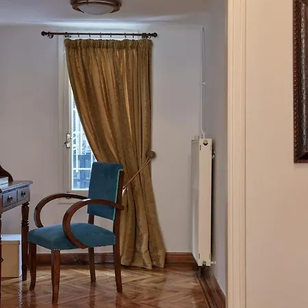 Marvelous In Plaka Apartment Athens