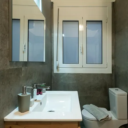 Timeless Charm In Kolonaki,vintage Elegance In Athens!