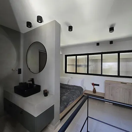 Neoloftathens Apartment *