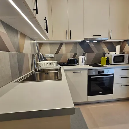 Olympic Perfect Base To Explore Athens, Penthouse Near Metro And Train Apartment Athens