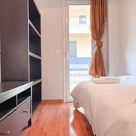 Restful Flat In Glyfada Center