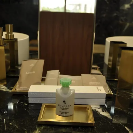 Hotel Anthology Of Athens, The Leading Of The World Atena